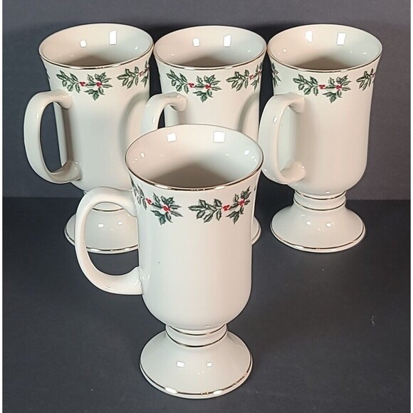 Braum Formalities Holly Collection MugsCups Set of 4  Christmas Eggnog Punch VTG - Picture 1 of 8
